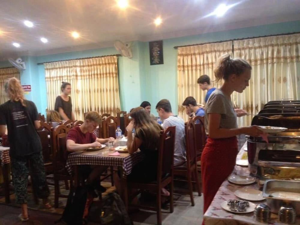 โรงแรมริเวอร์พาร์ค โพคารา ภายนอก รูปภาพ