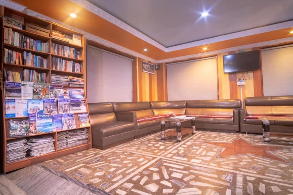 โรงแรมริเวอร์พาร์ค โพคารา ภายนอก รูปภาพ